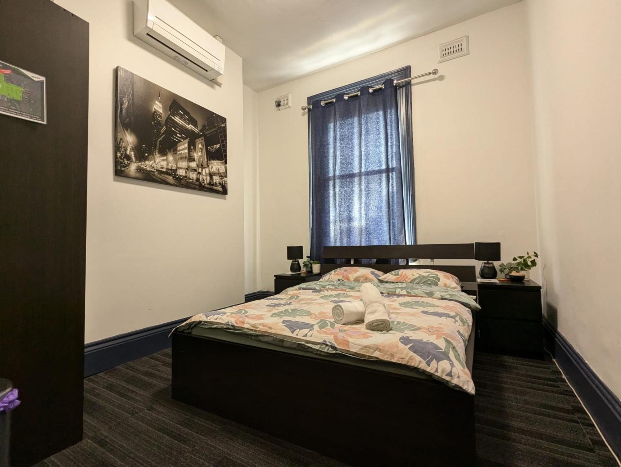 Standard Queen Room