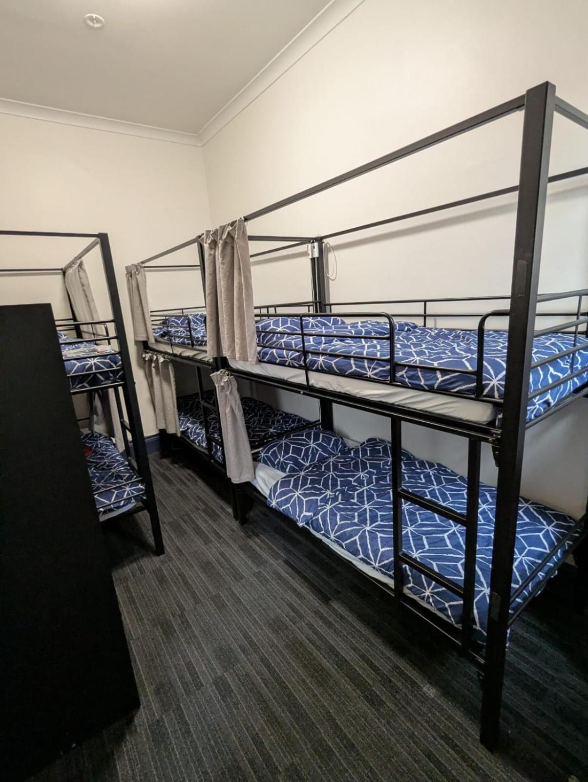 Bed 6-Bed Mixed Dormitory Room