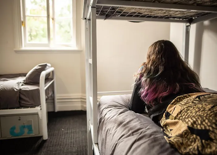 The Mansion Melbourne Hostel